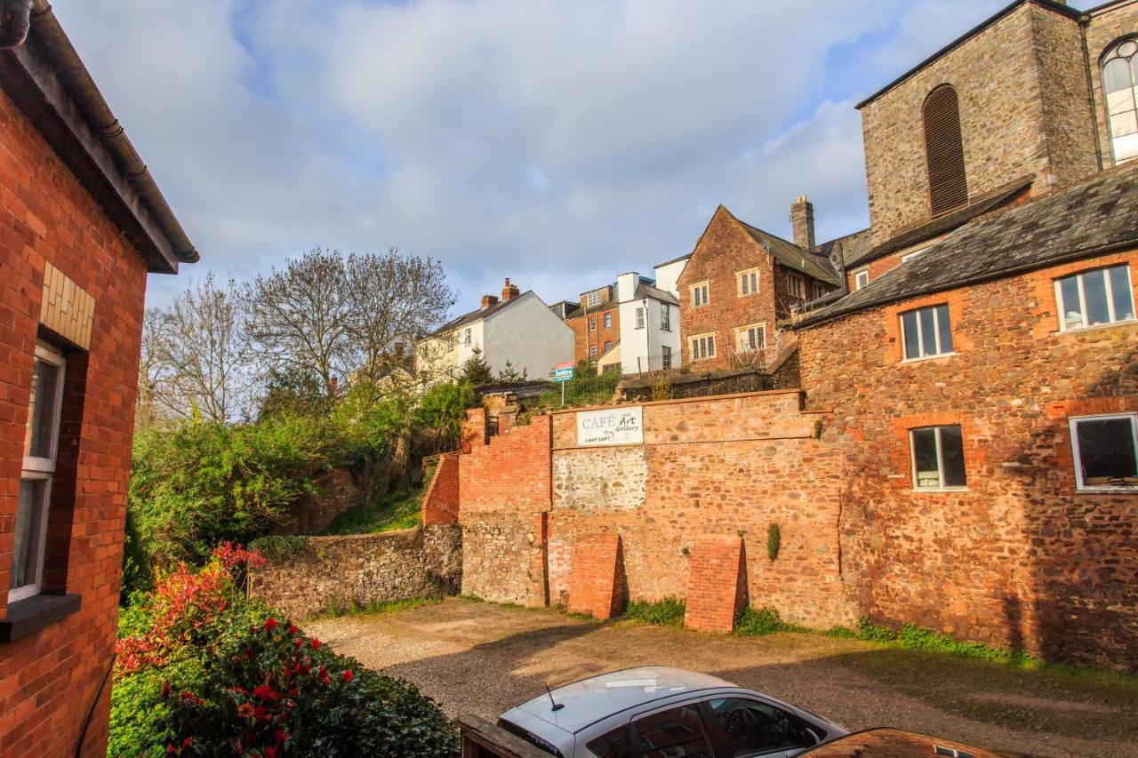 Bridge Guest House Tiverton  Exterior photo